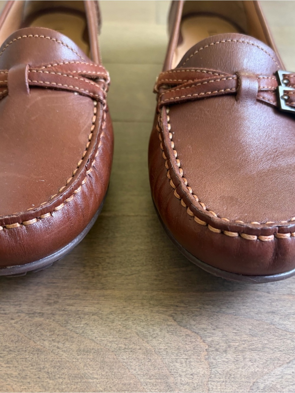 L.L. Bean Chestnut Brown Leather Driving Moccasins Sz 10 NWOT - Picture 2 of 7